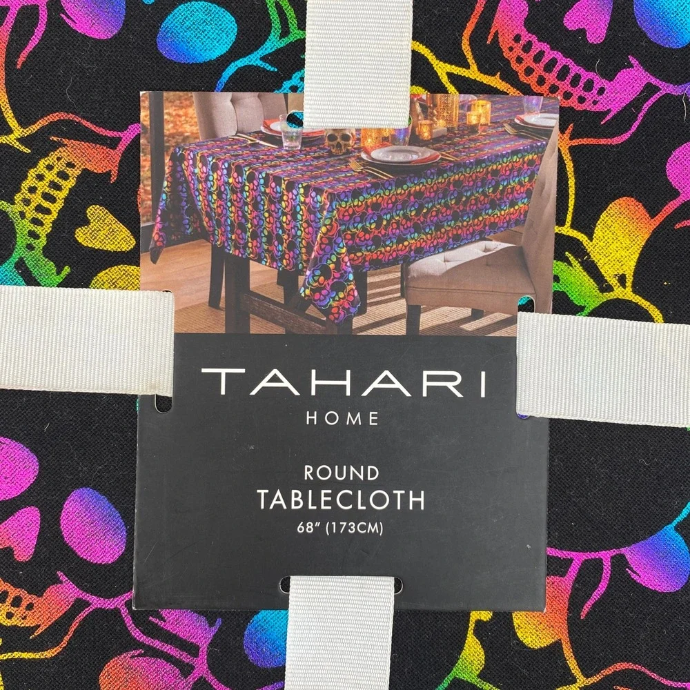 Tahari Home Tablecloth 68